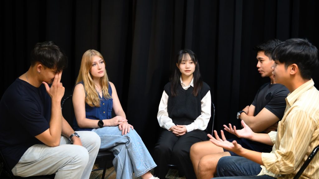 What Is Recovery Capital? Understanding the Resources That Support Sobriety 2 Social Recovery Factors: Relationships and Peer Connections